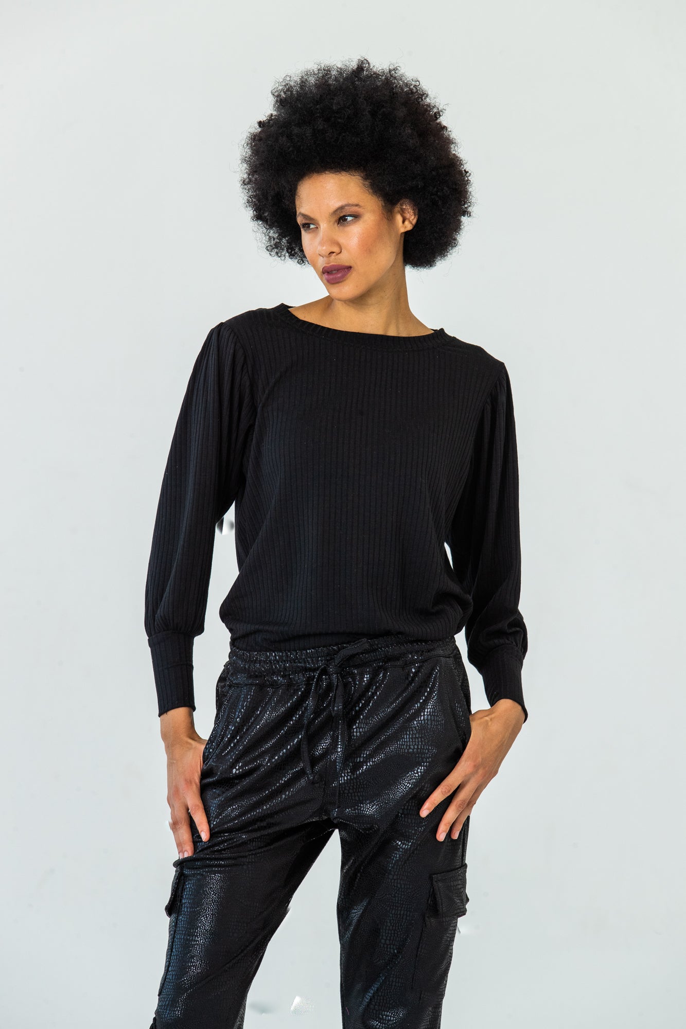 Paros Winter Puff Tee - Black