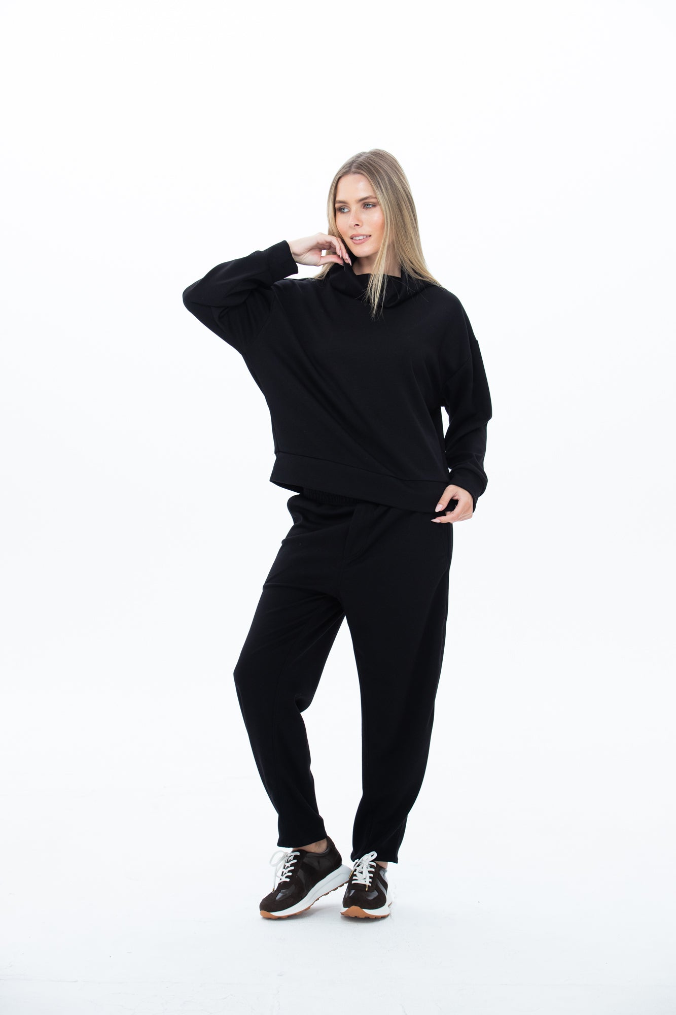 Parker Barrel Trackpants - Black