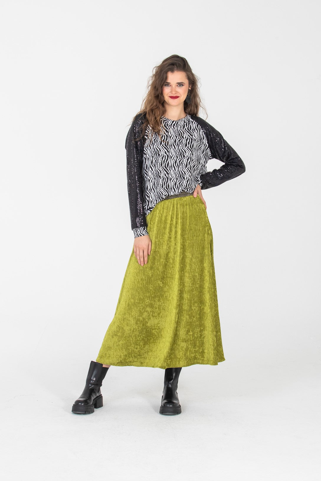 Riga Raglan Tee - Black and White/Sequins