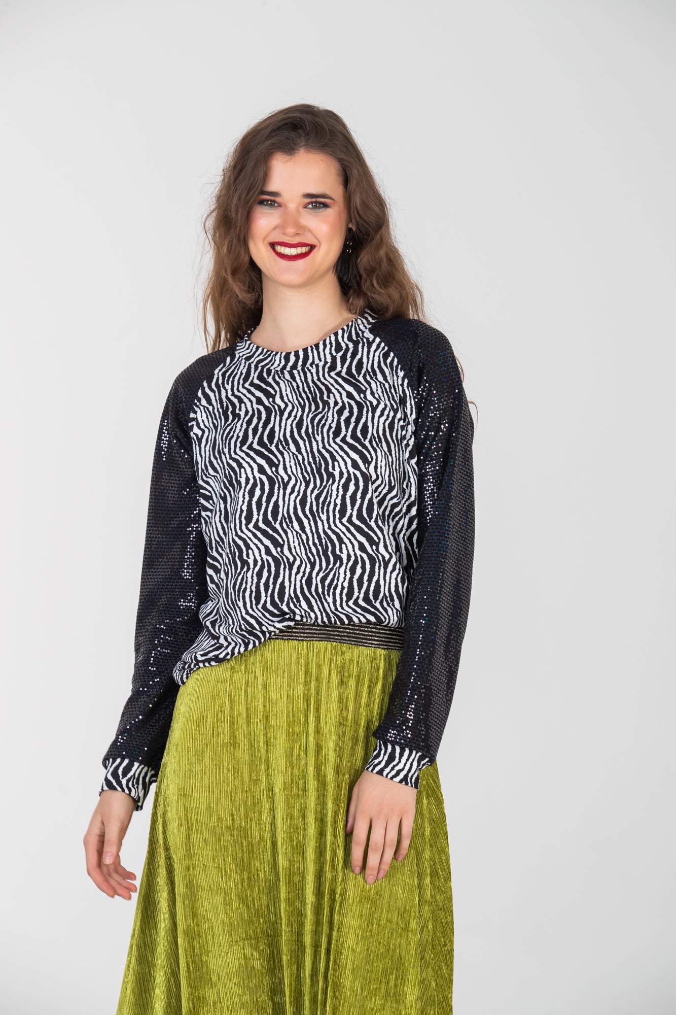 Riga Raglan Tee - Black and White/Sequins