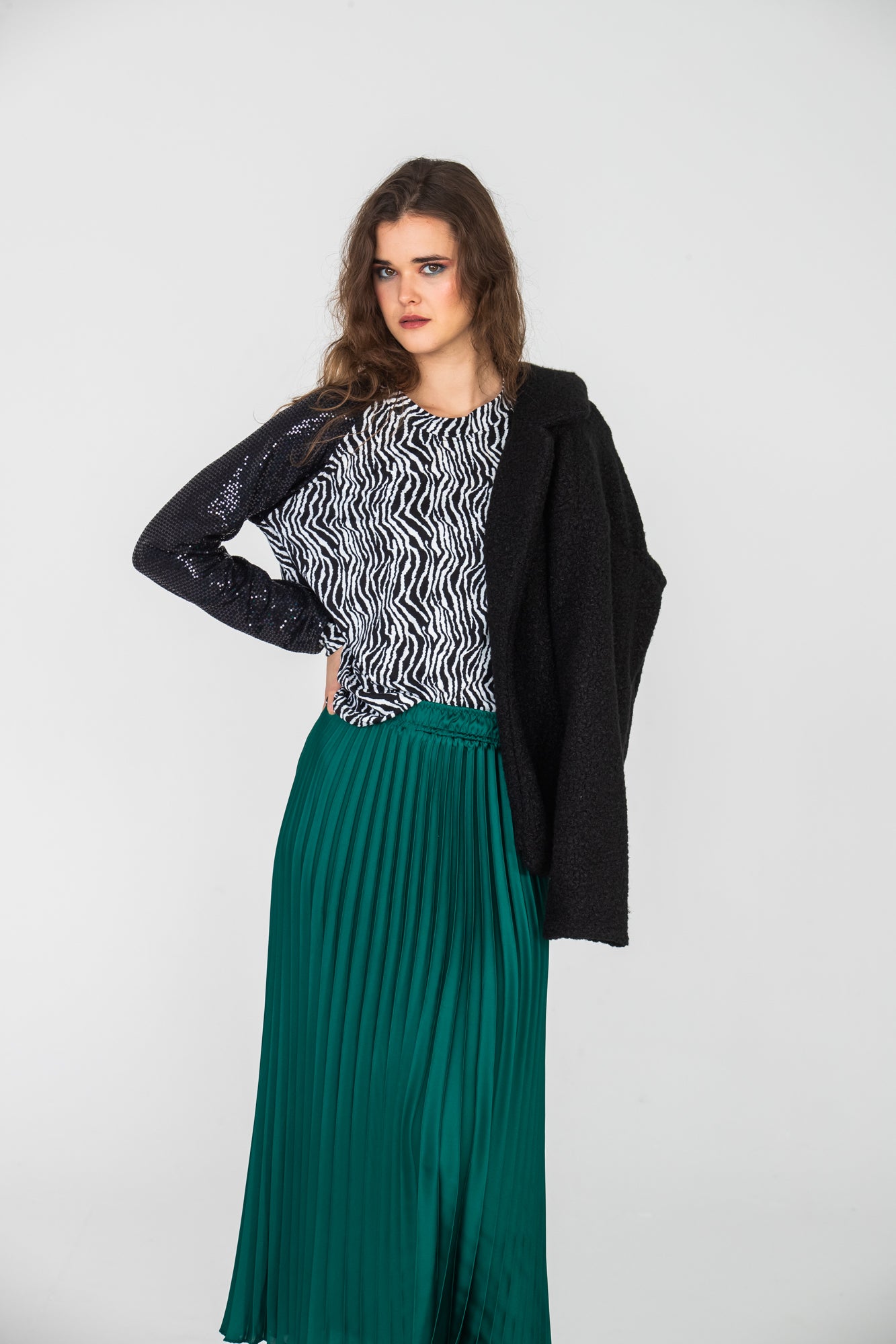 Riga Raglan Tee - Black and White/Sequins