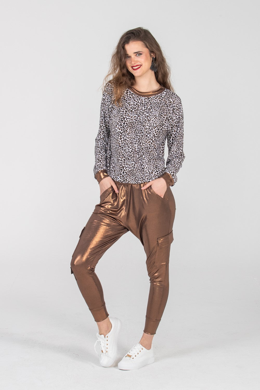 Riga Raglan Tee - Brown & Bronze animal print