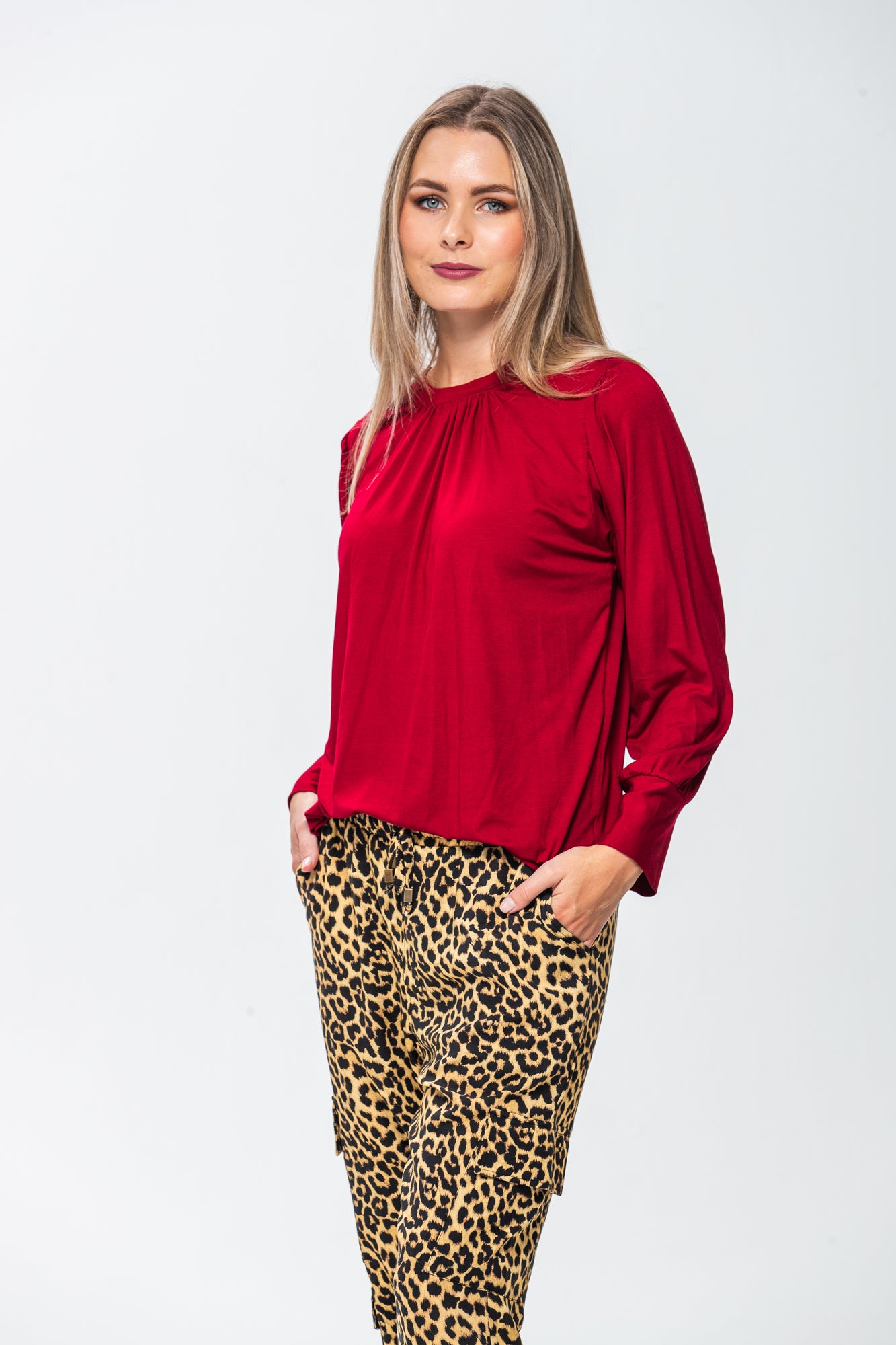 Aspen Winter Tee - Lava Red