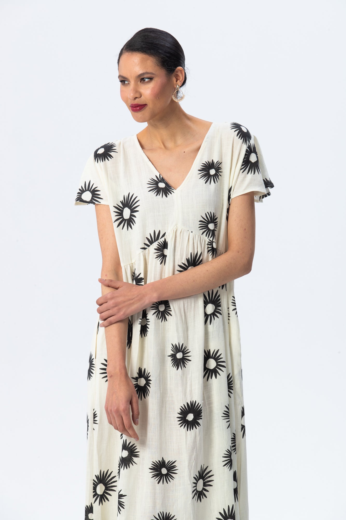 Riveria Dress - Creme and Black
