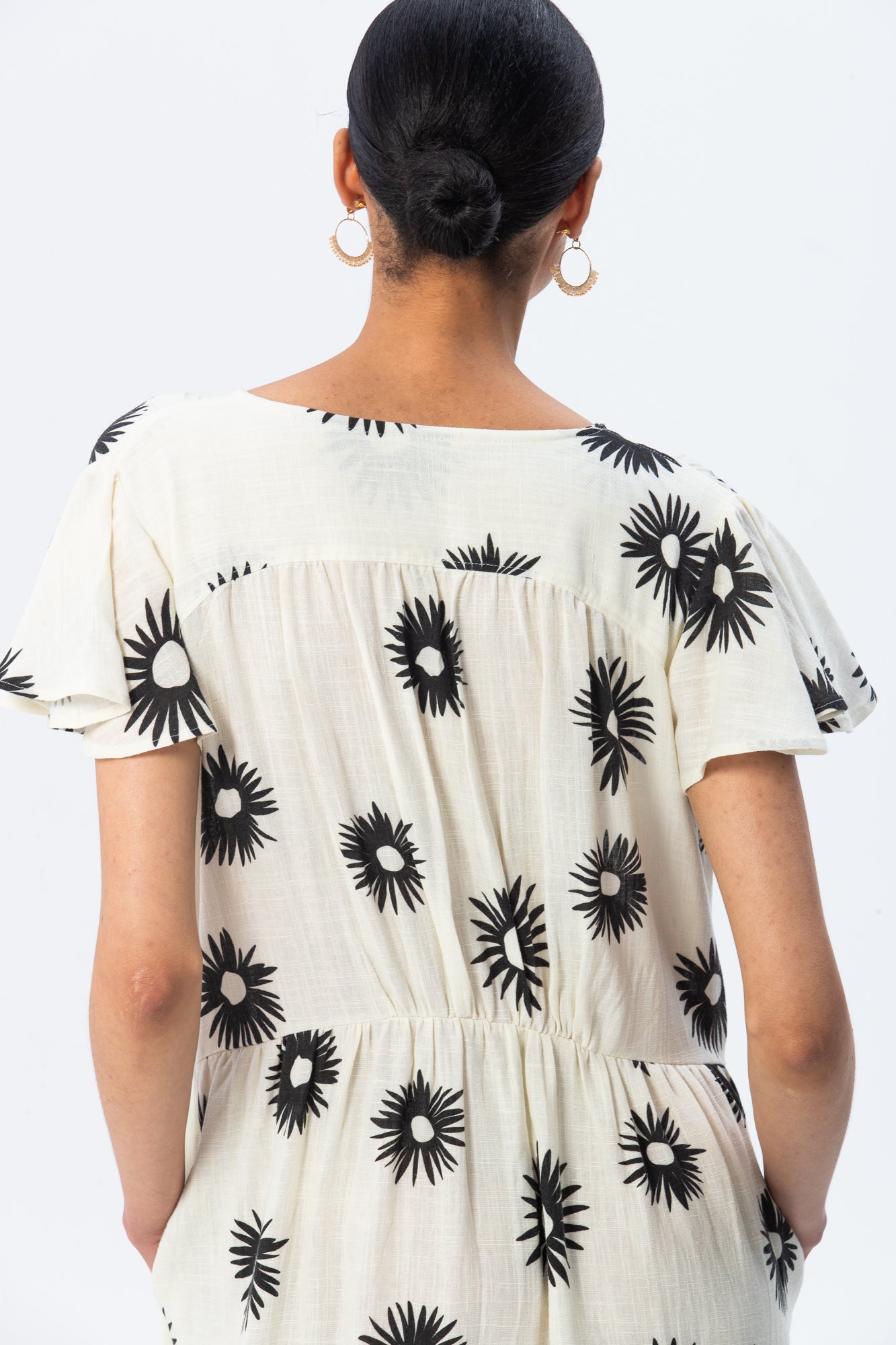 Riveria Dress - Creme and Black