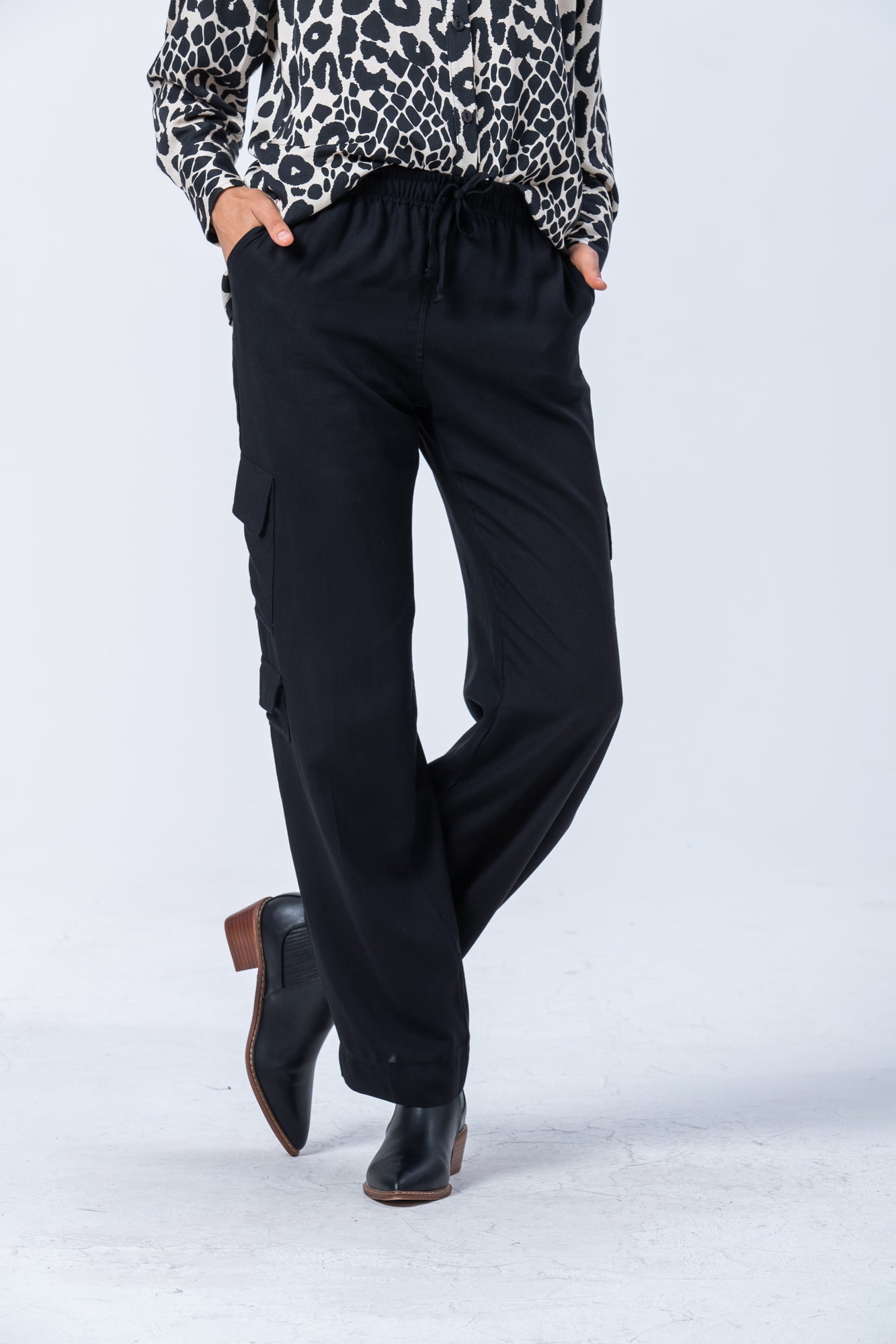 Sydney Wide Leg Cargo Pant - Black