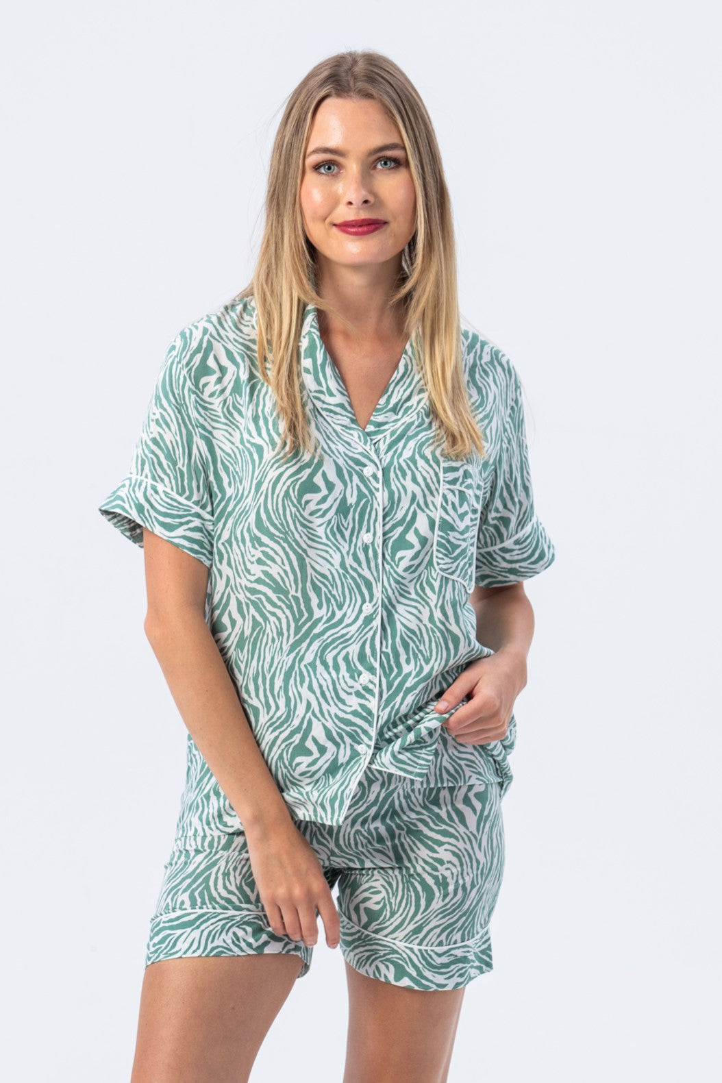 Short Pyjama Set - Green and white