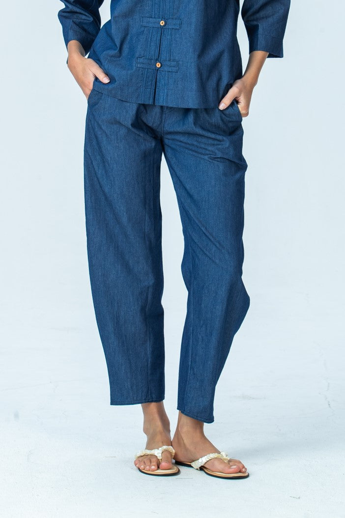 Parker denim barrel pants, close up of barrel leg and pockets