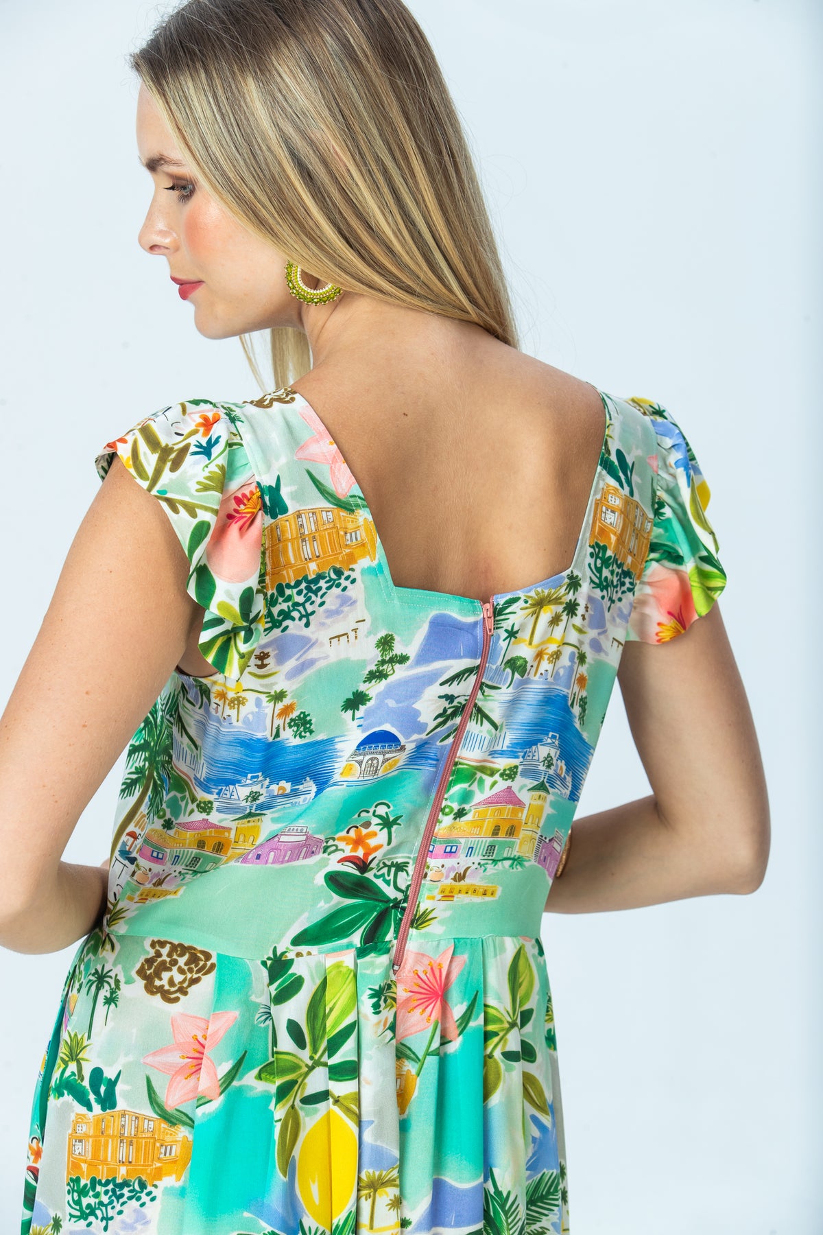Sienna mint lemon sundress, close up of square back neckline and zip