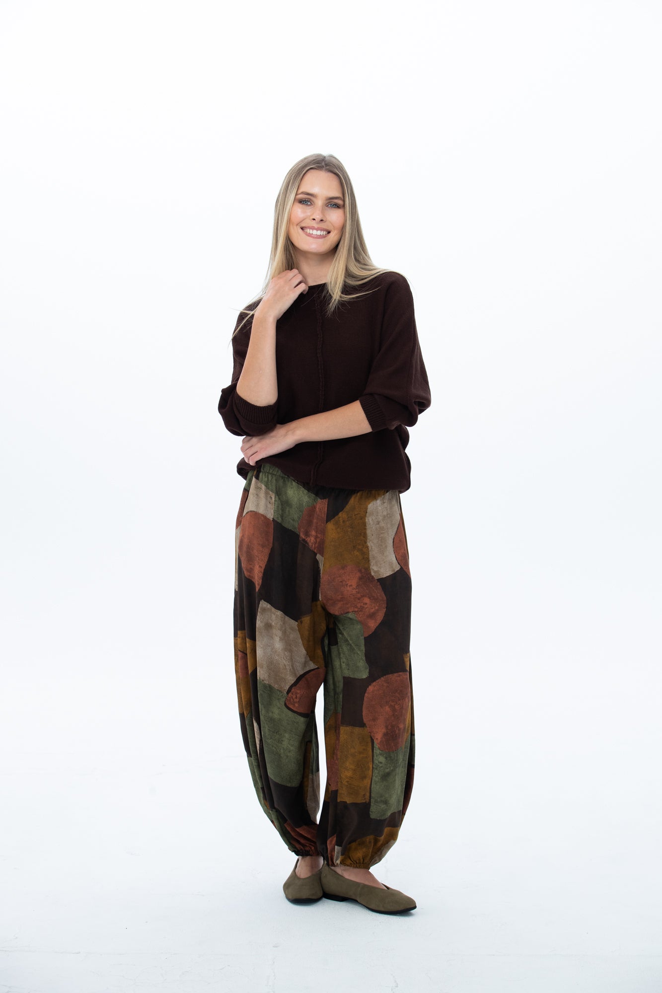 Stella Balloon Pants - Chocolate Abstract print