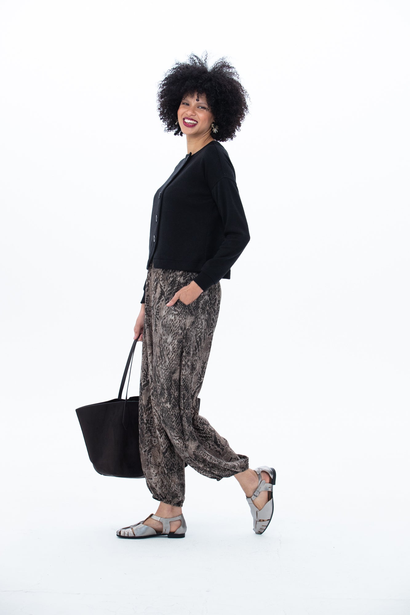 Vera Cardigan - Black