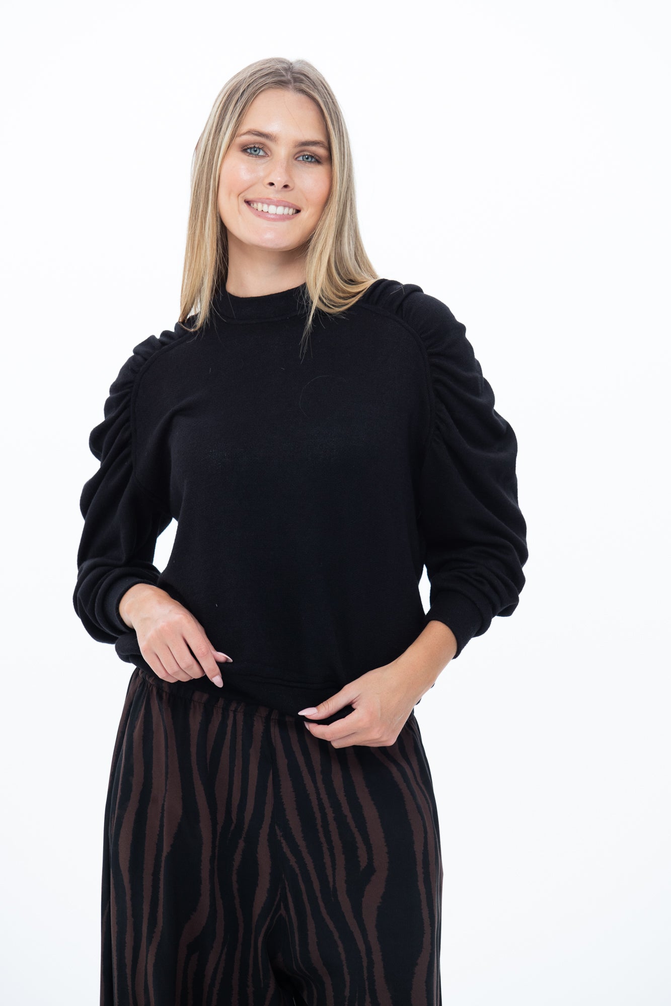 Isadora Knit - Black