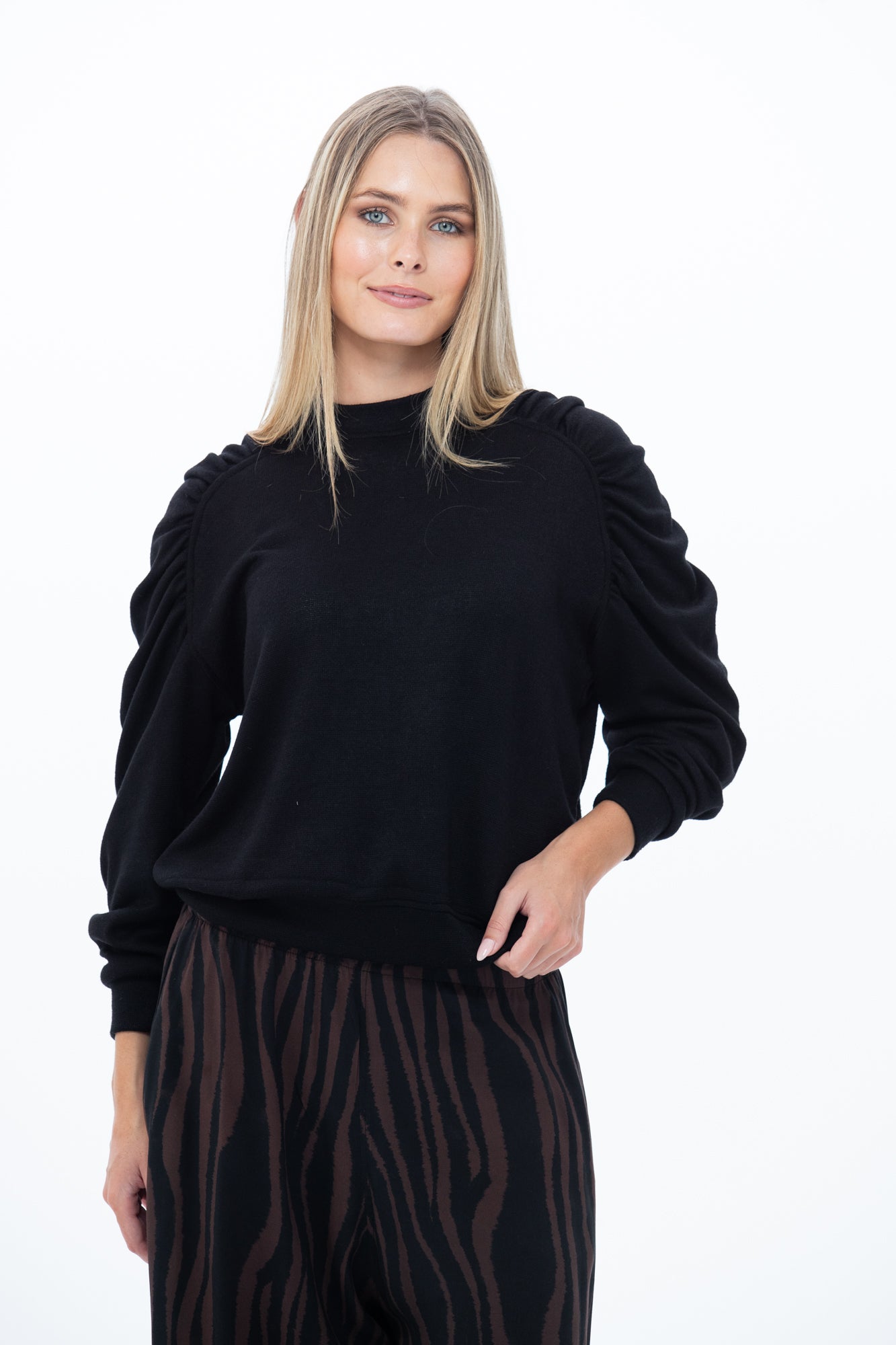 Isadora Knit - Black