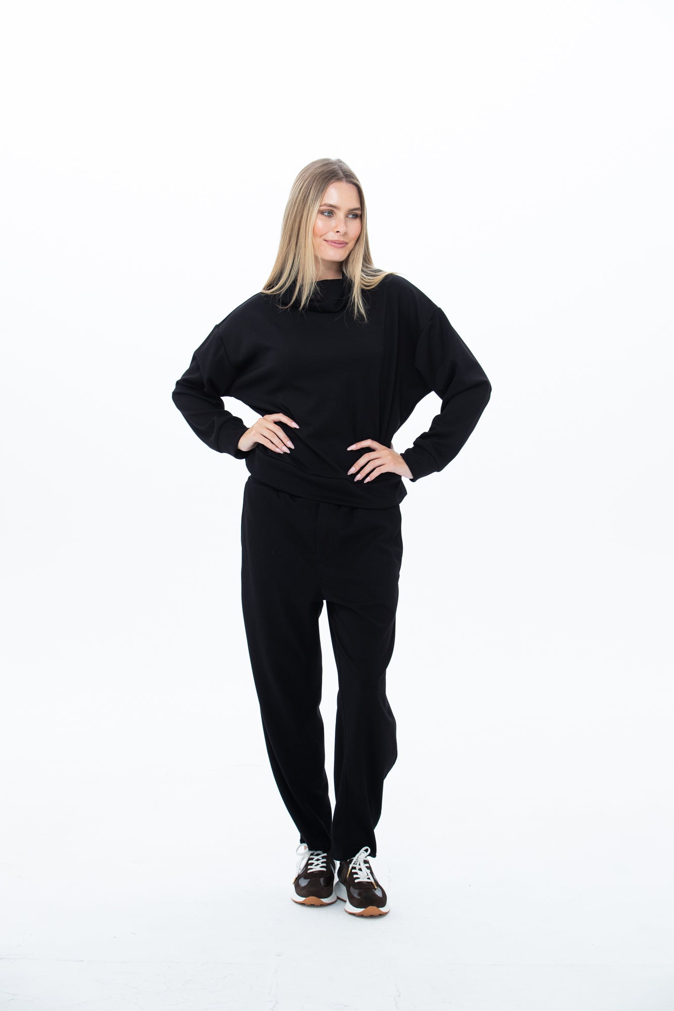 Parker Barrel Trackpants - Black