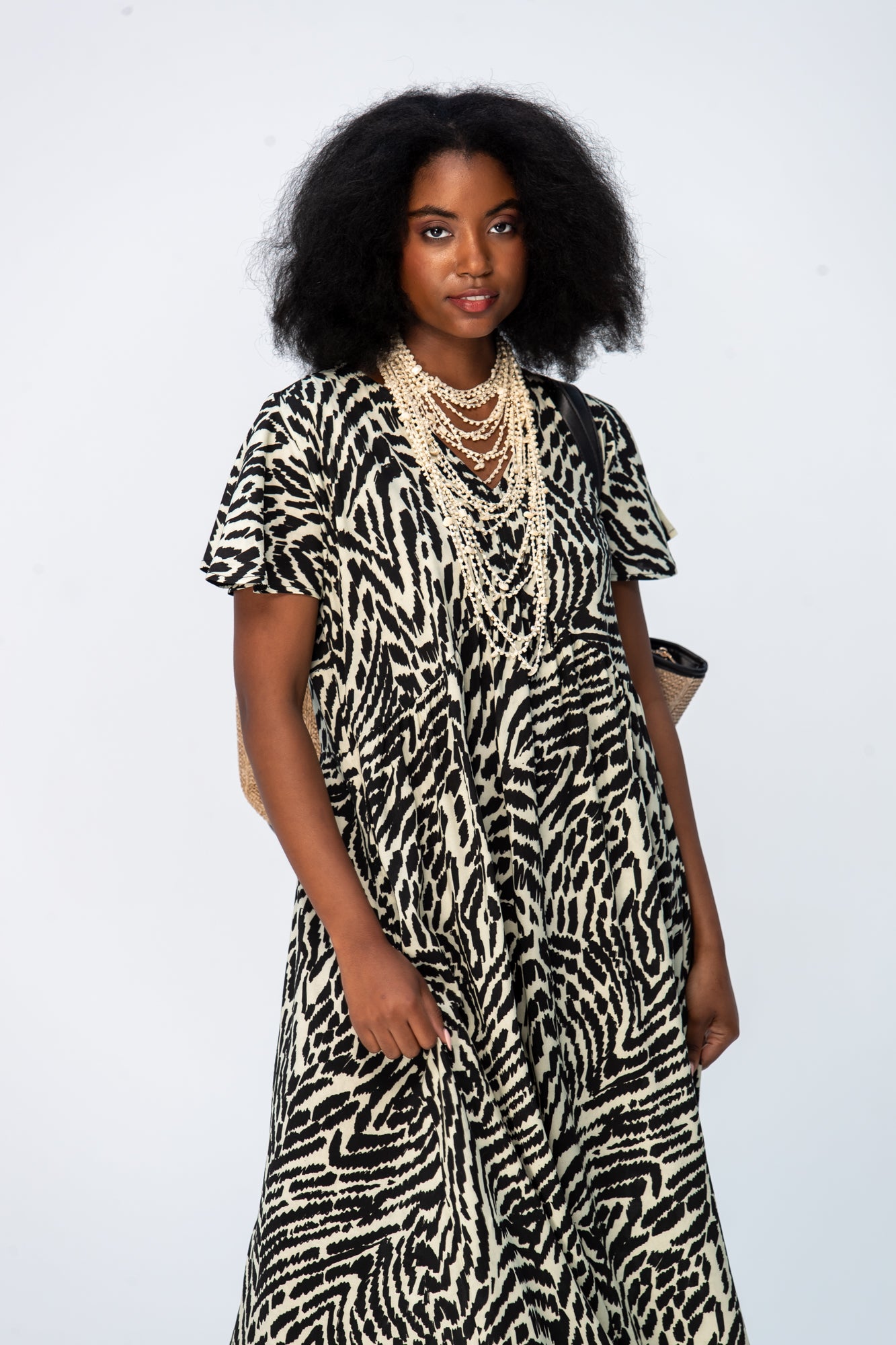 Riveria Dress - Black and Creme