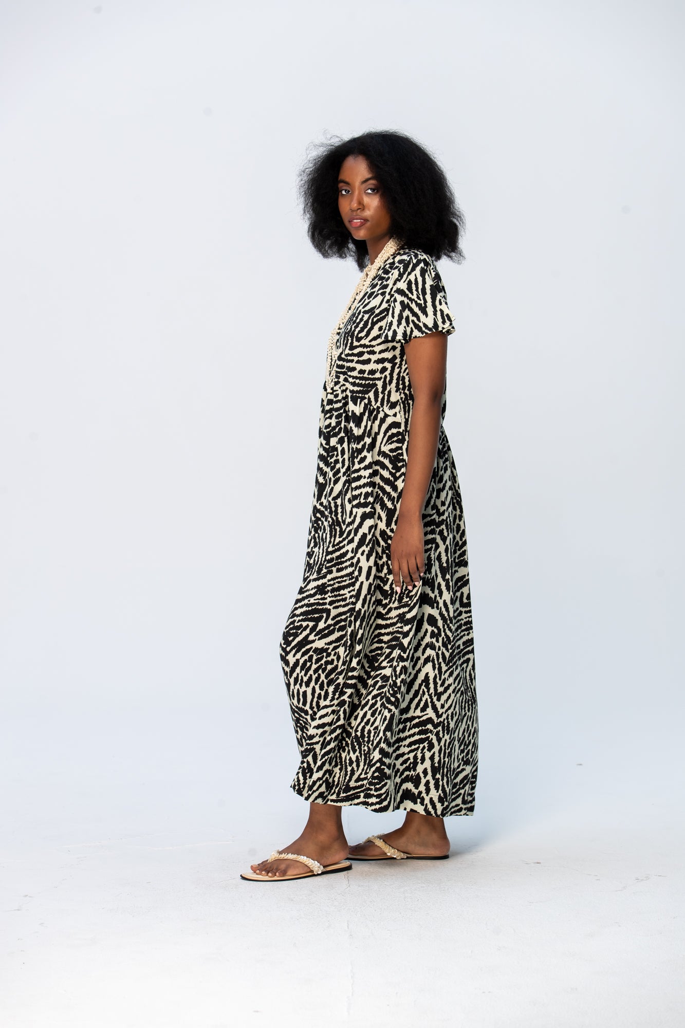 Riveria Dress - Black and Creme