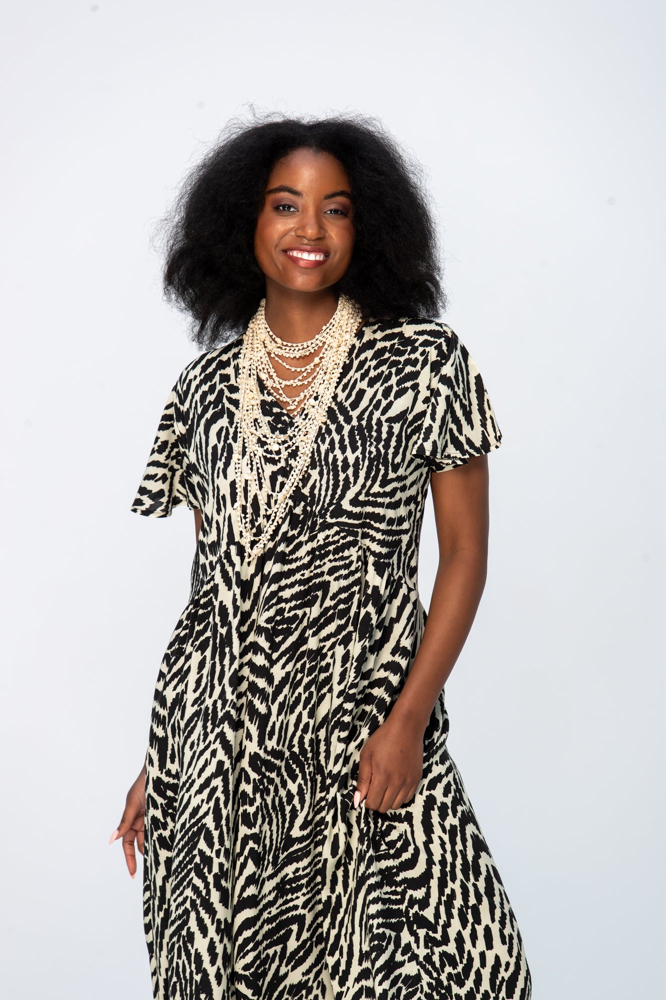 Riveria Dress - Black and Creme