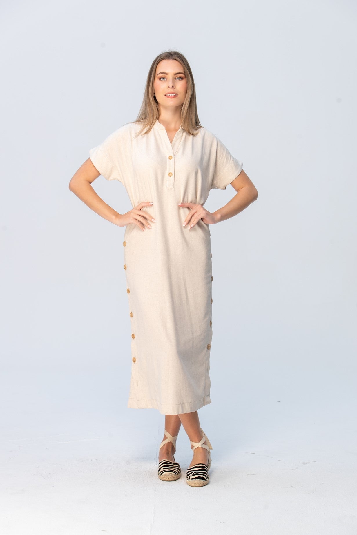 Iris Button Kaftan - Stone