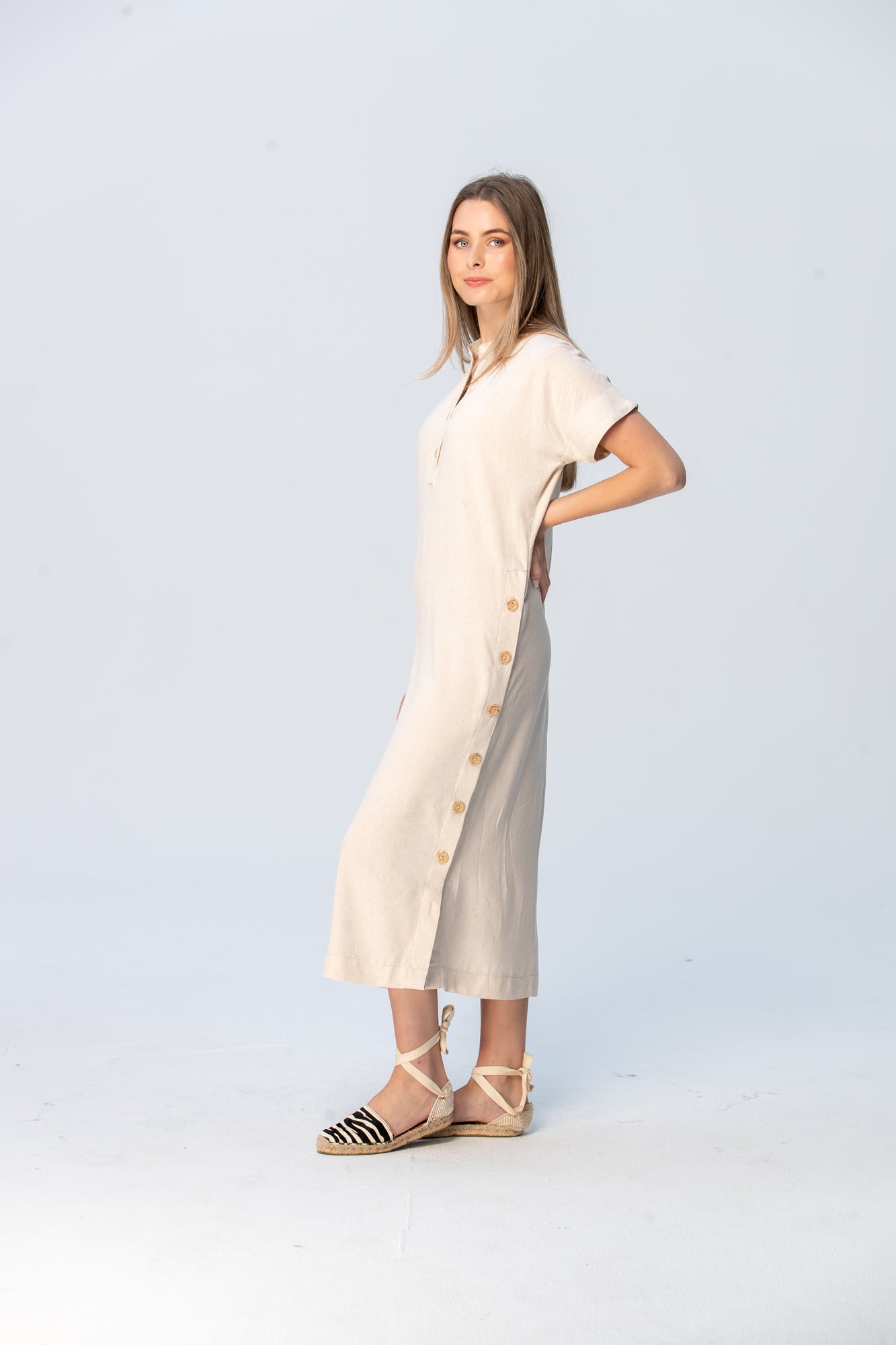 Iris Button Kaftan - Stone
