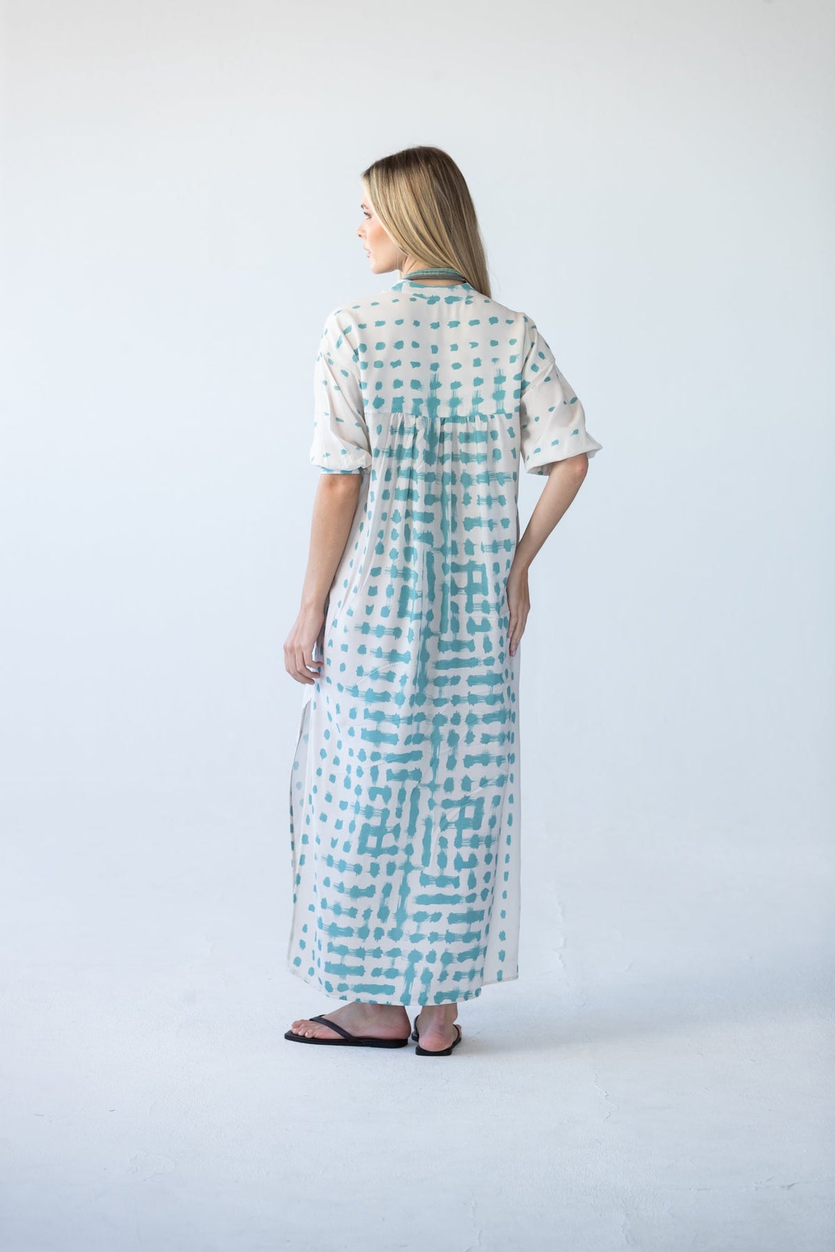 Bailey teal brushstroke kaftan, back view showing gathered yoke