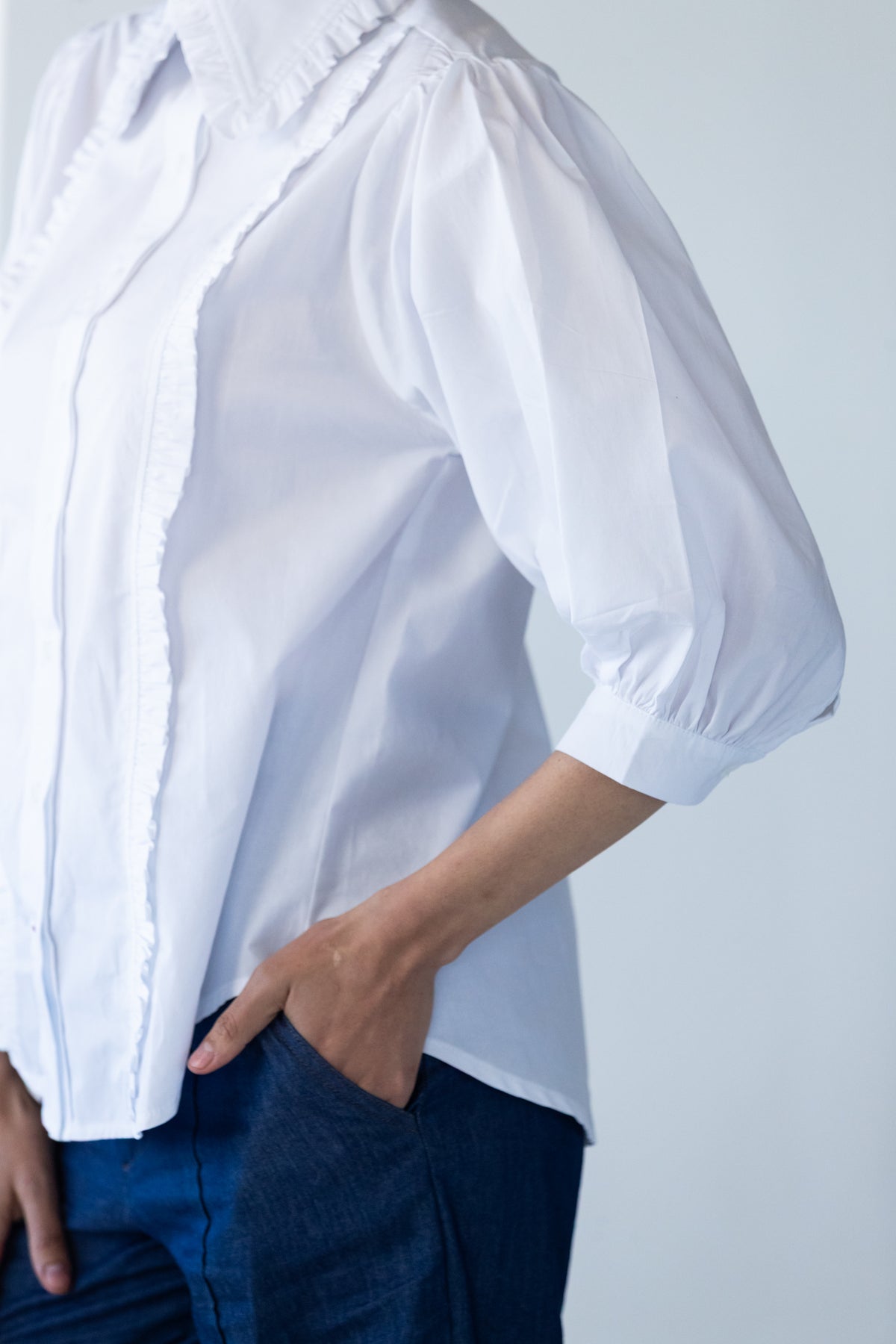 Claire frill shirt, side close-up of puff sleeve and cuff