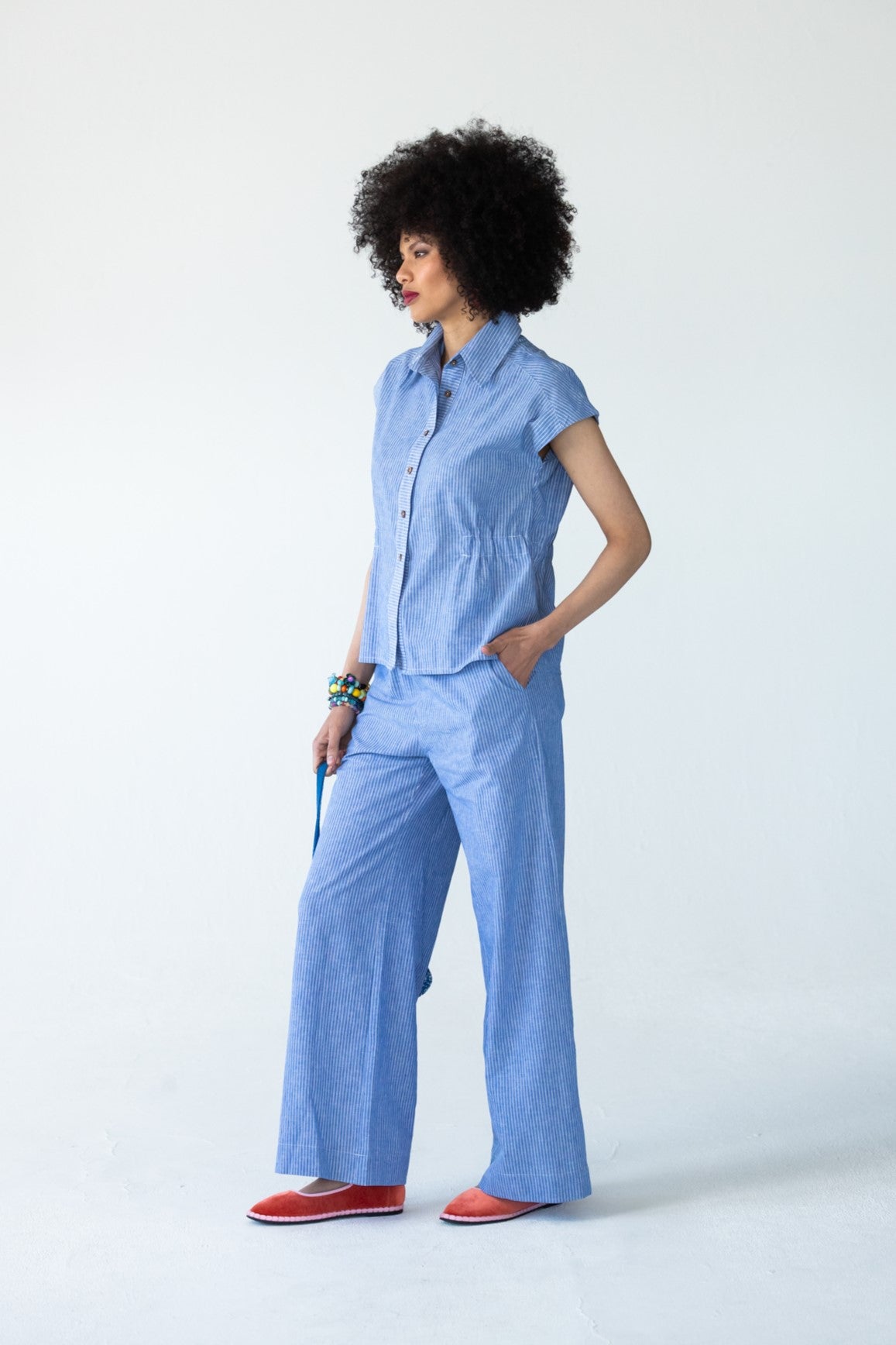 Sydney wide leg stripe pants, side profile view
