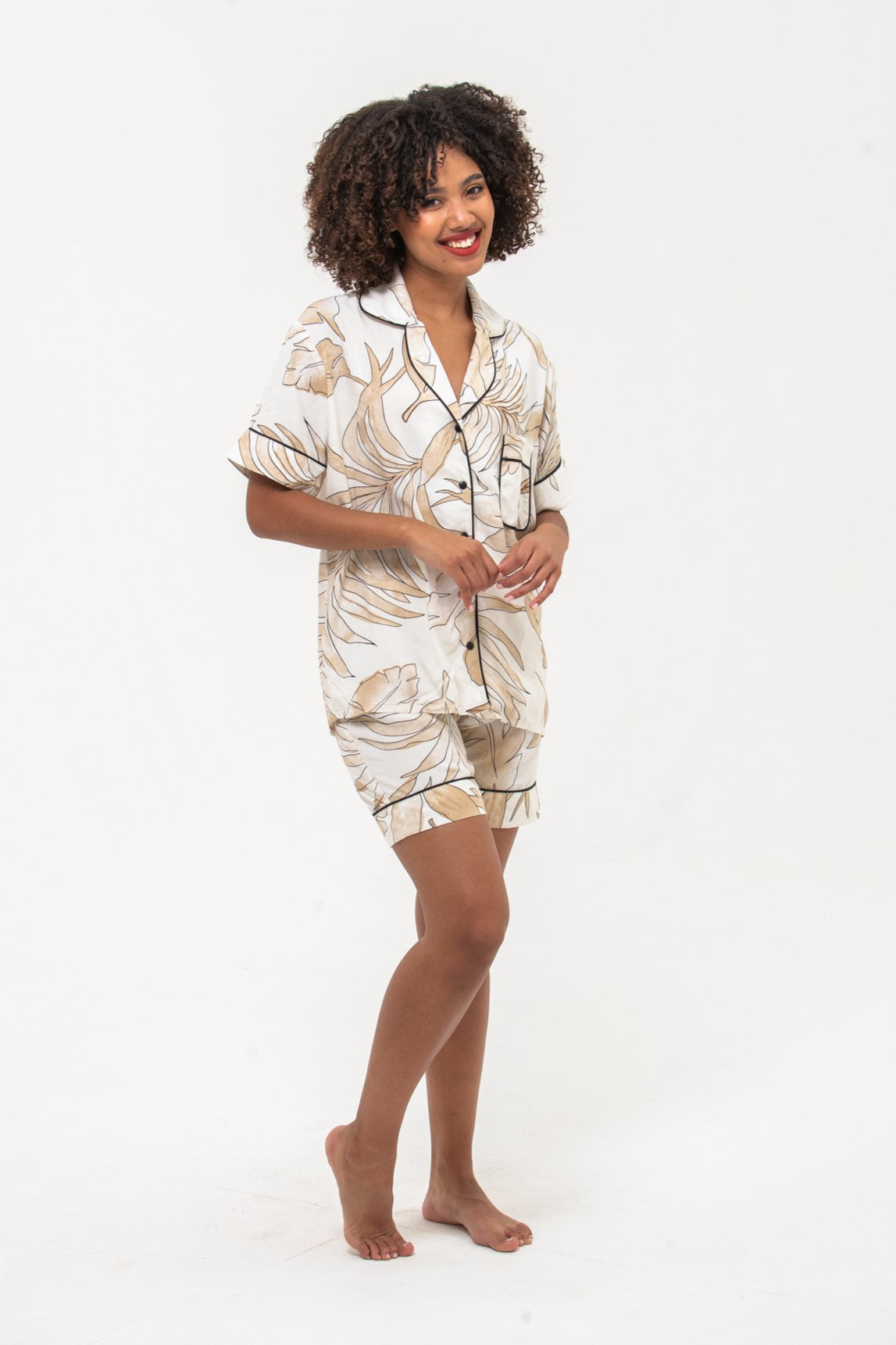 Short Pyjama Set - Creme and White