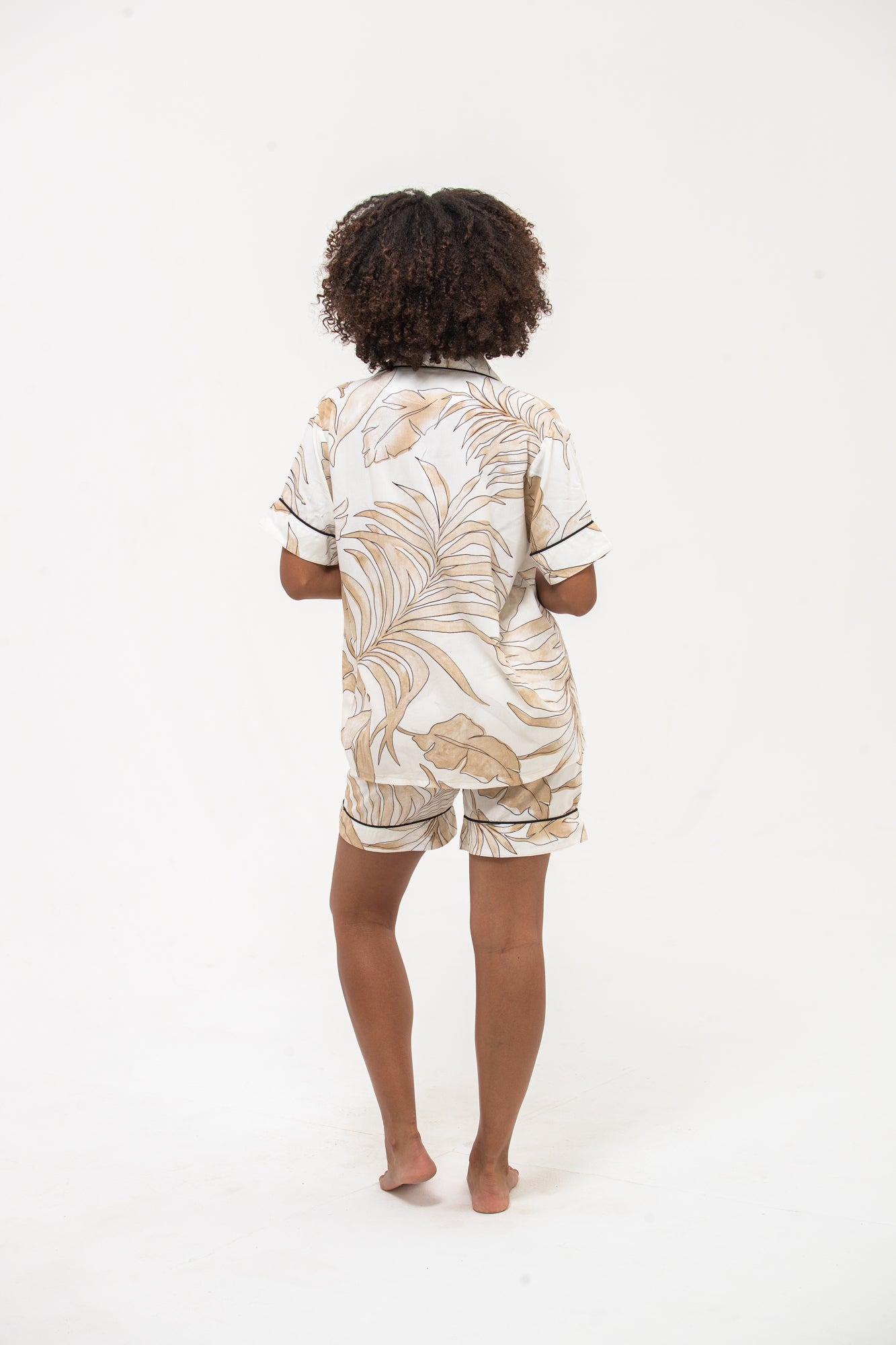 Short Pyjama Set - Creme and White