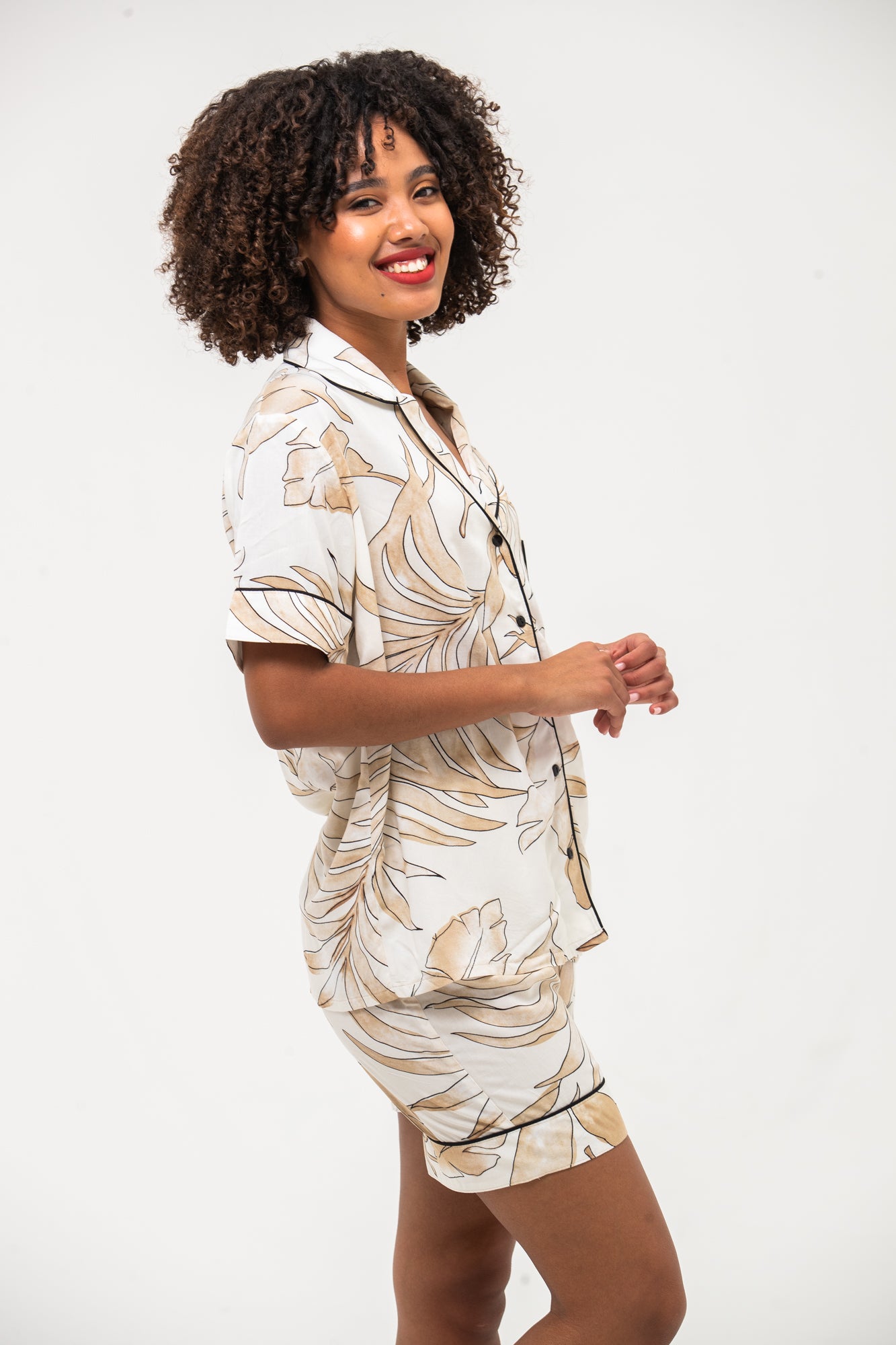 Short Pyjama Set - Creme and White