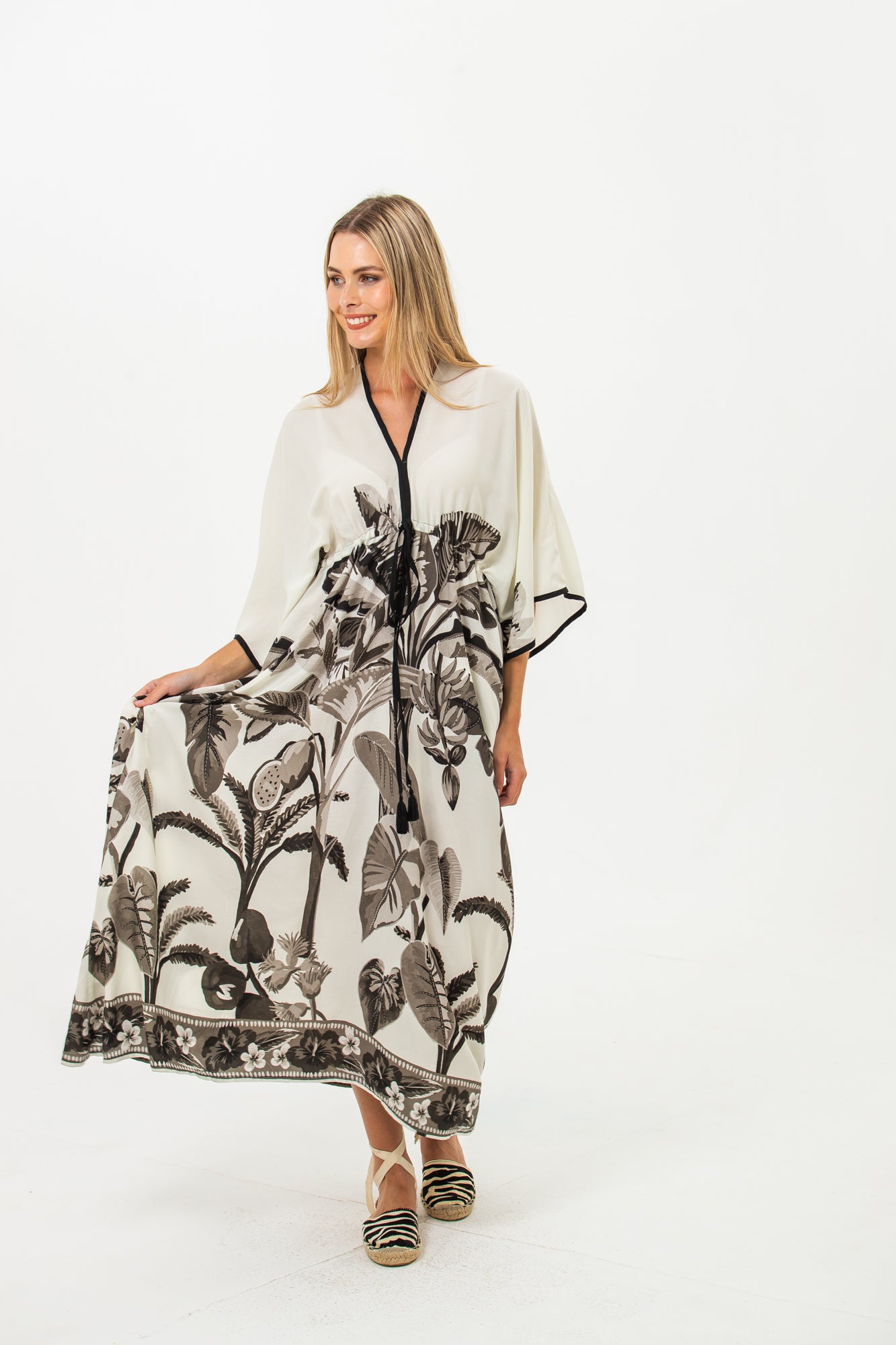 Georgia Kaftan Maxi Dress - Black and White – Signature by Des