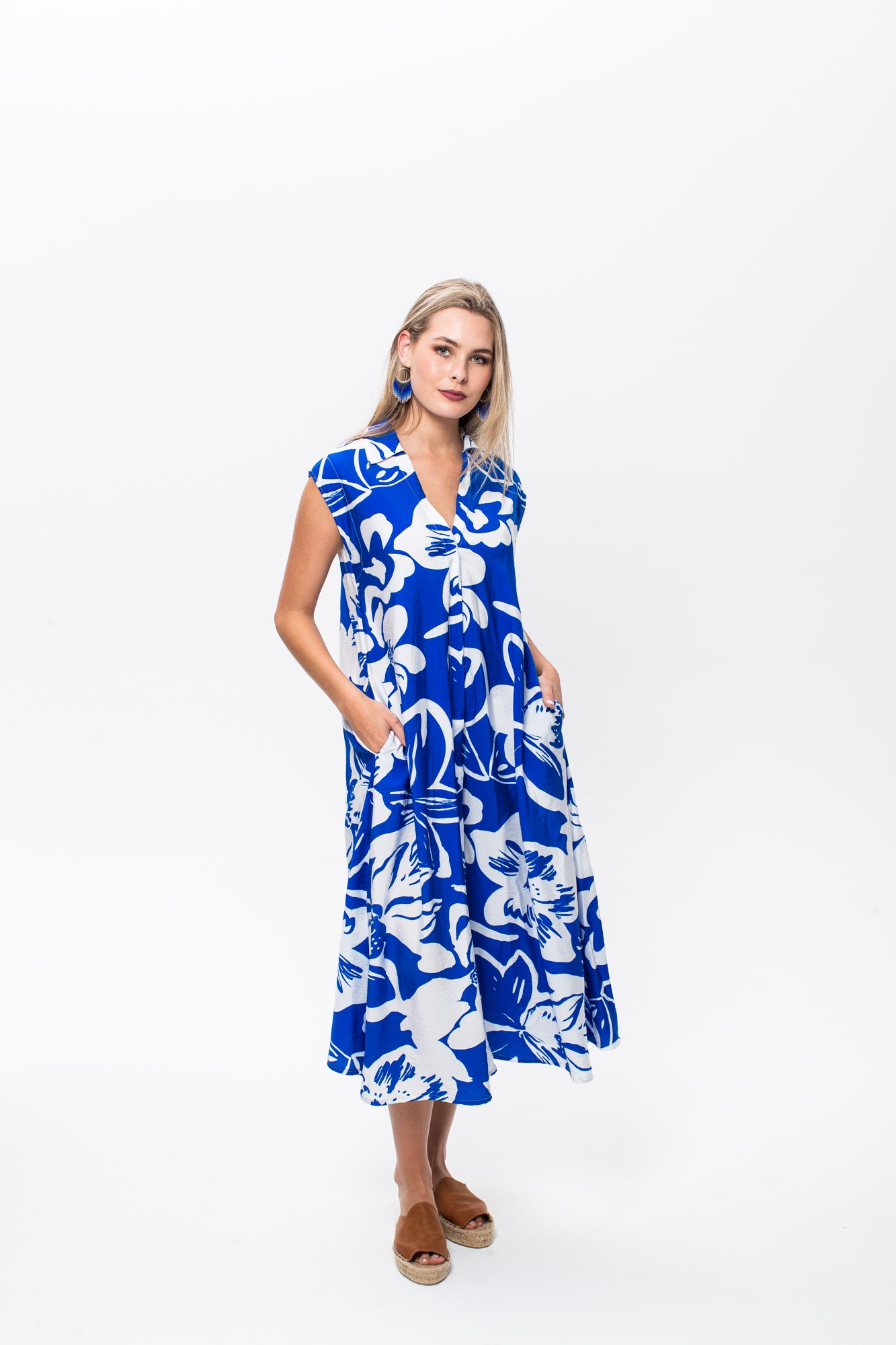 Cabo Dres -  Blue and White