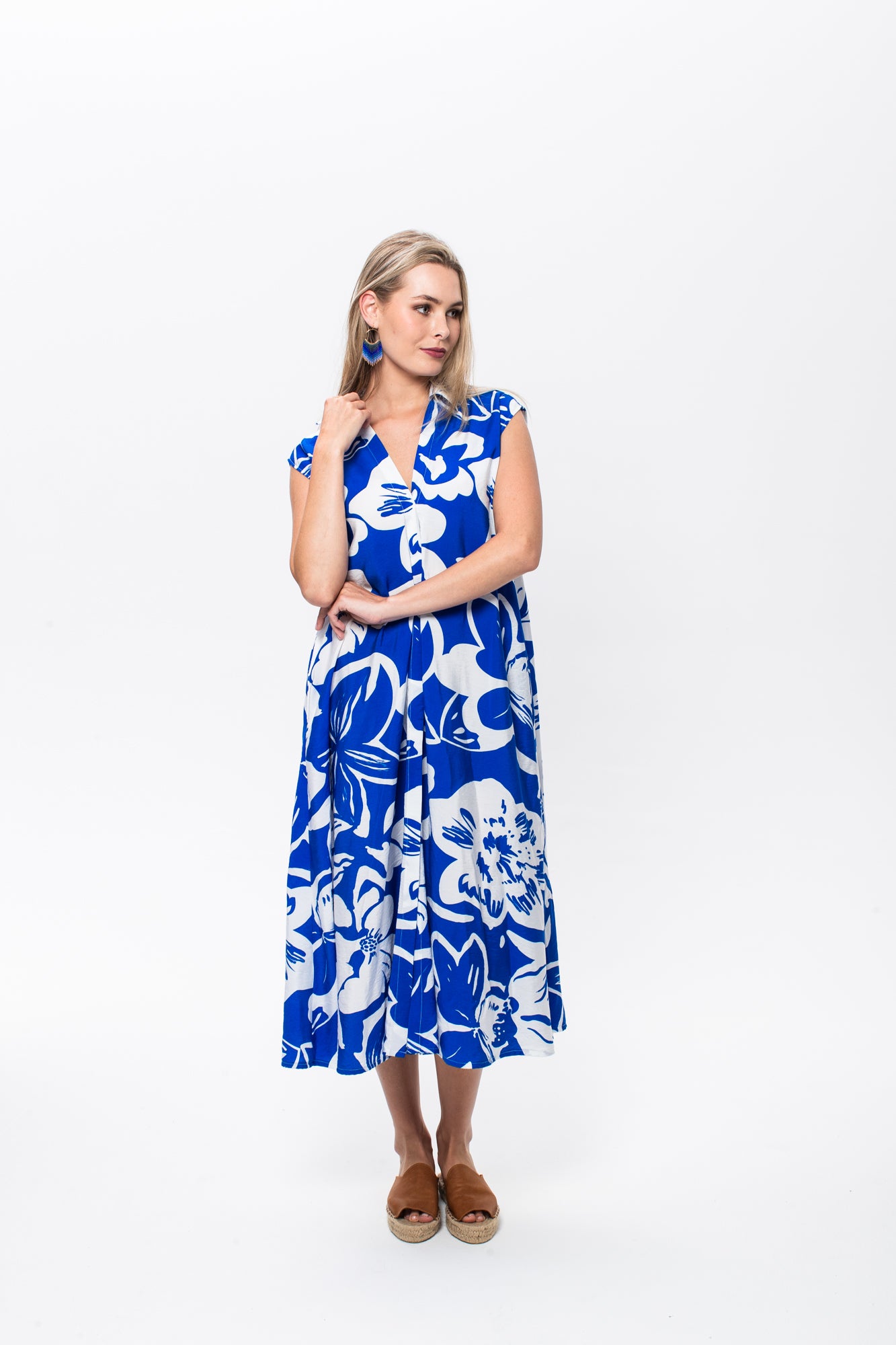 Cabo Dres -  Blue and White