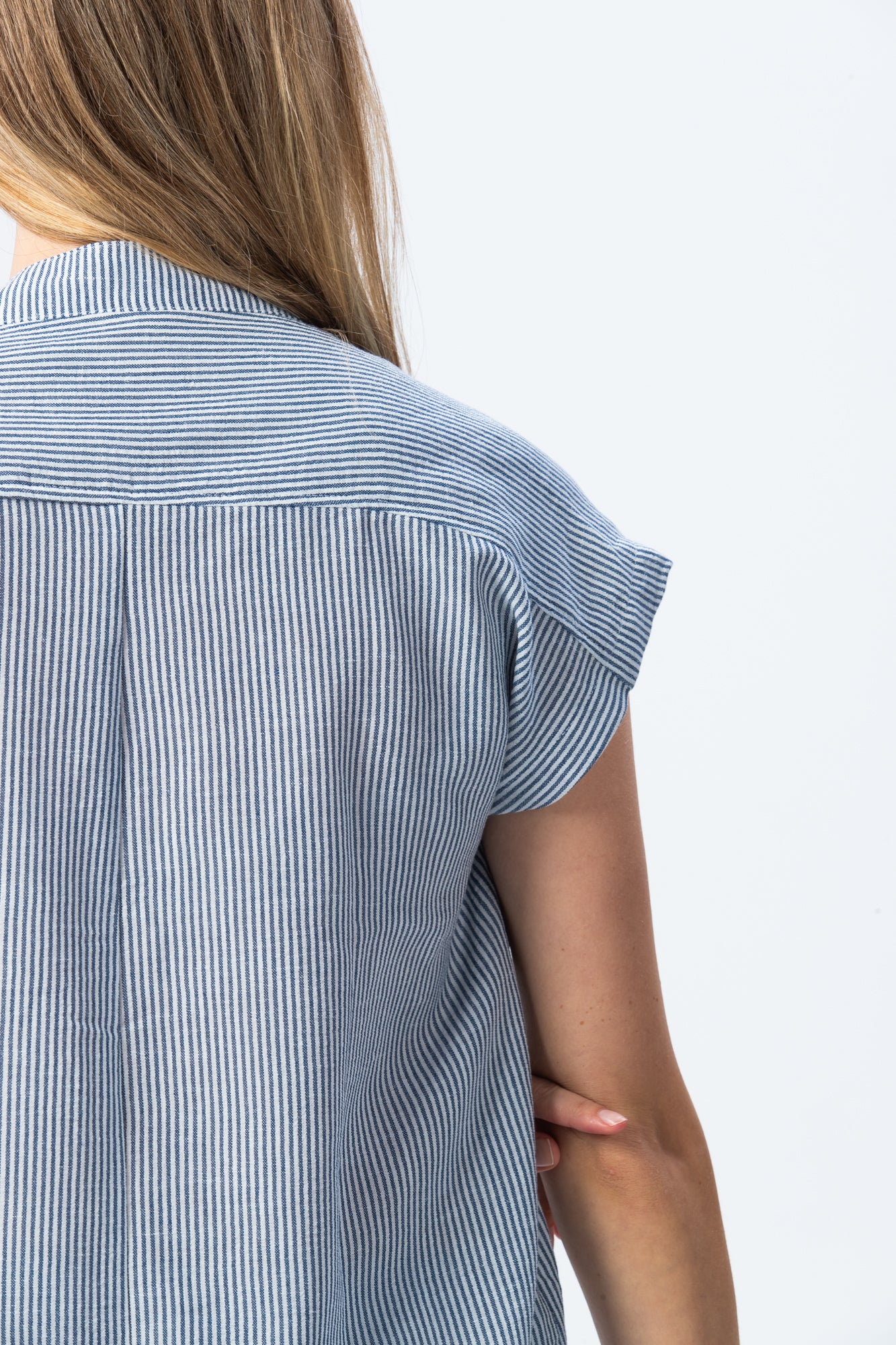 Cassis Stripe Shirt - Blue and White