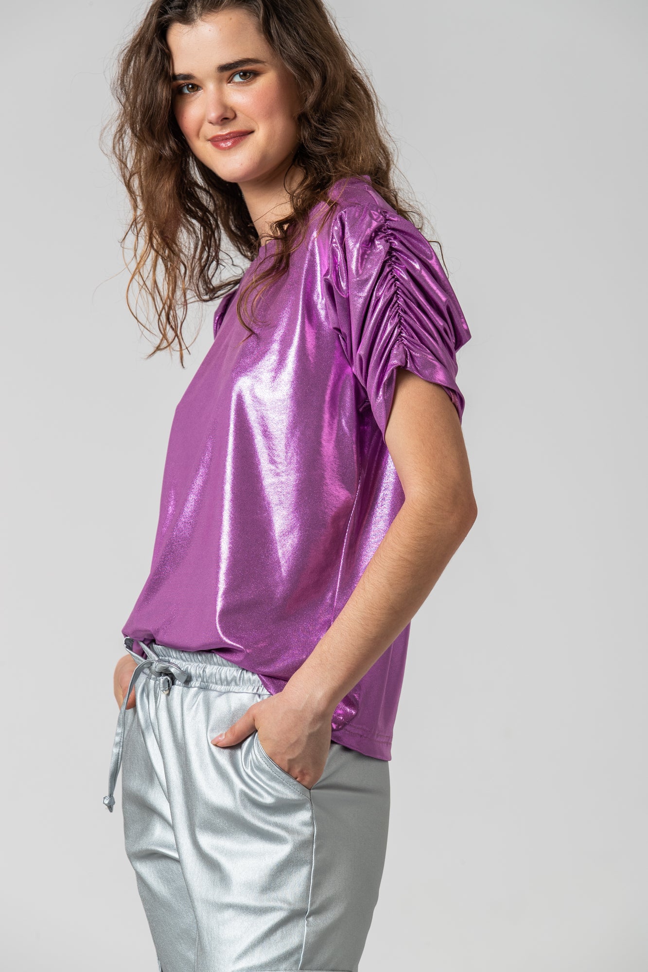 Paros Ruched Sleeve Tee - Metallic Lilac