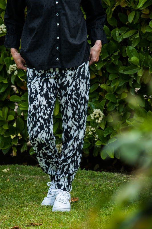 Aruba Chill pants - Black and White